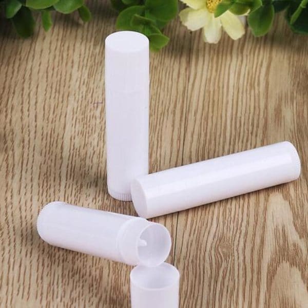 Balsamo labbra twist stick bianco