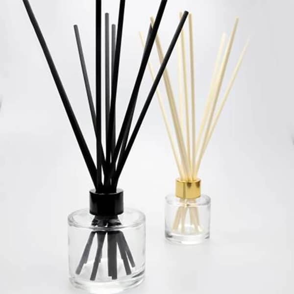 Flacon diffuseur en verre noir