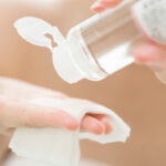 Recette DIY de lotion tonique au thé vert pour la peau grasse