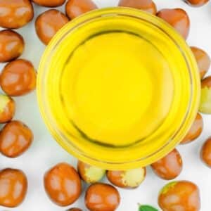 Aceite de jojoba para una piel radiante