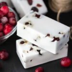 Ricetta del sapone al karité al mirtillo rosso